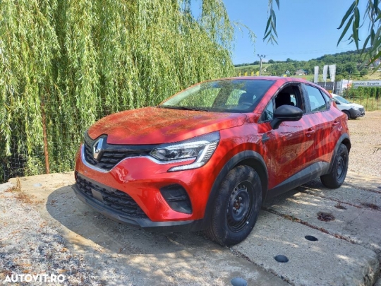 Renault Captur TCe-4